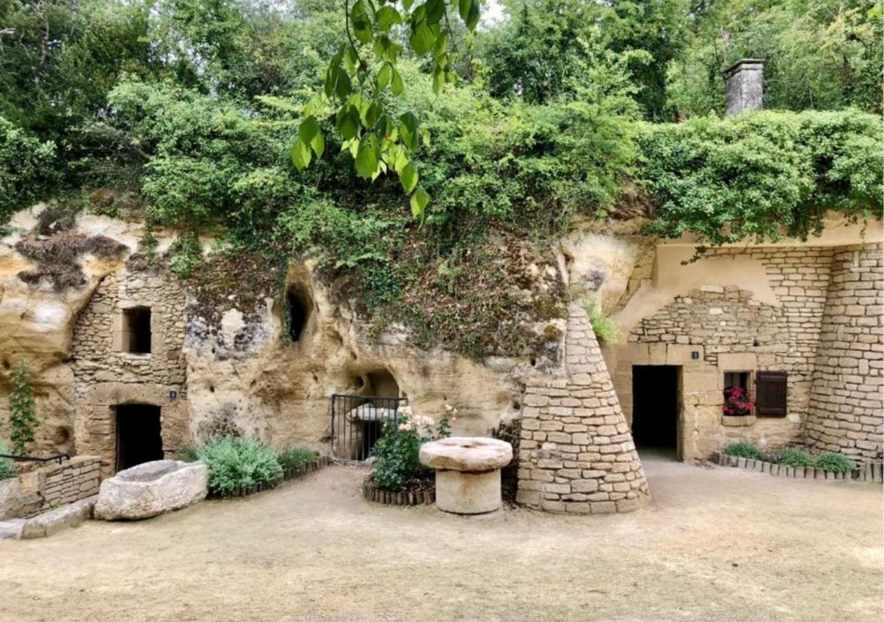 Les Logis Du Forgeron, Gites De Groupe Entre Loire & Vignes Saint-Jean-des-Mauvrets Bagian luar foto